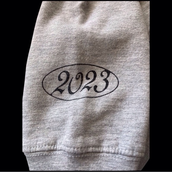 Taylor Swift The Eras Tour 2023 Sweatshirt Gray Size L Official Merch Concert - Picture 5 of 10